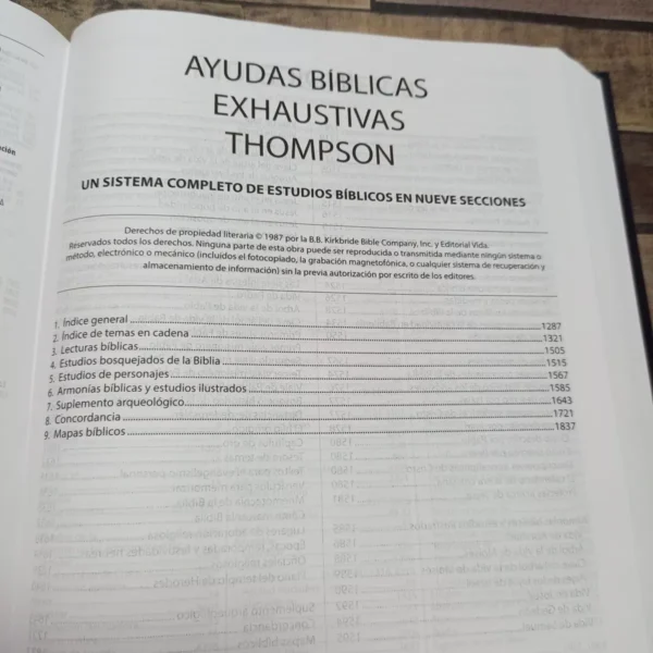 Biblia de Referencias Thompson Milenio Rvr60 Tapa Dura - Image 6