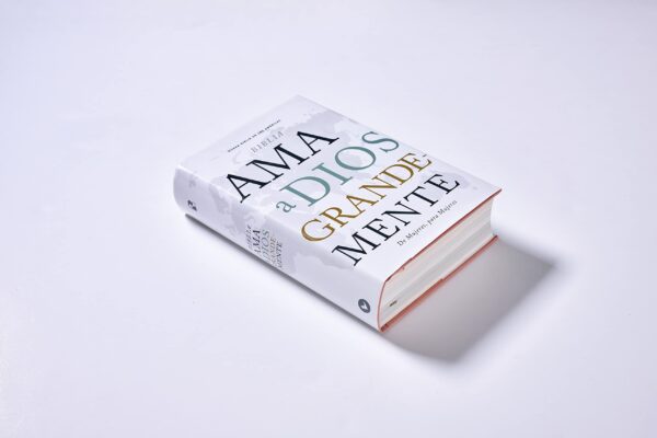 Biblia Ama A Dios Grandemente NBLA - Image 3