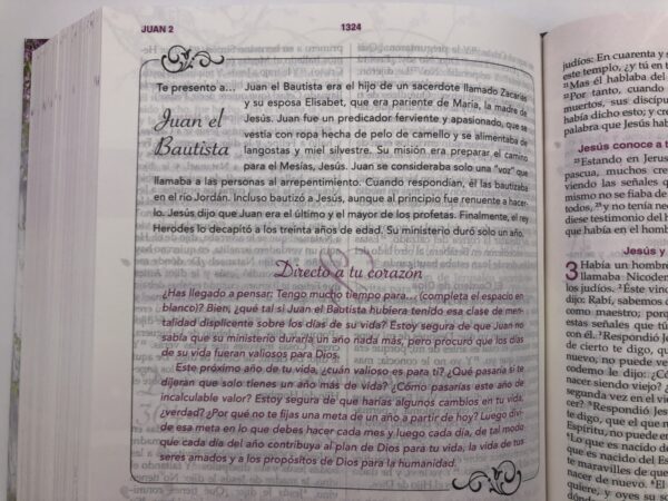 Biblia de la mujer conforme al corazón de Dios Tapa dura - Image 9