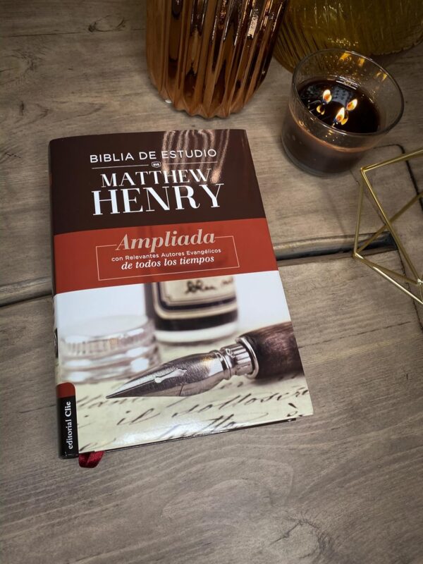 Biblia de Estudio Matthew Henry Reina Valera Tapa Dura - Image 2
