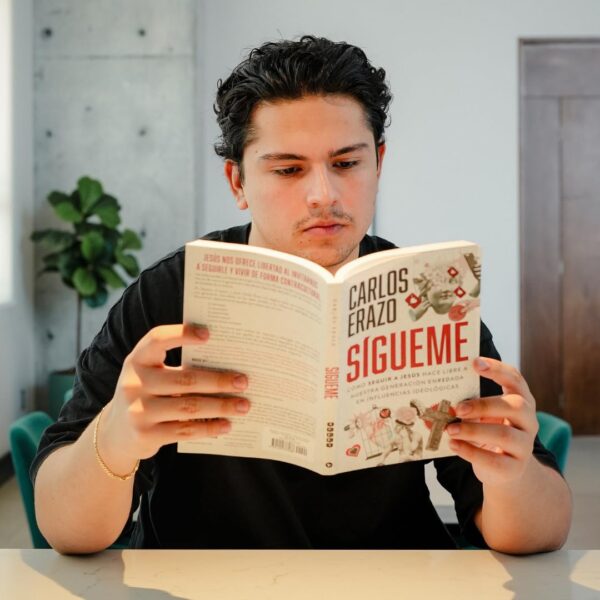 Sígueme: Cómo seguir a Jesús hace libre a nuestra generación enredada en influencias ideológicas - Image 6