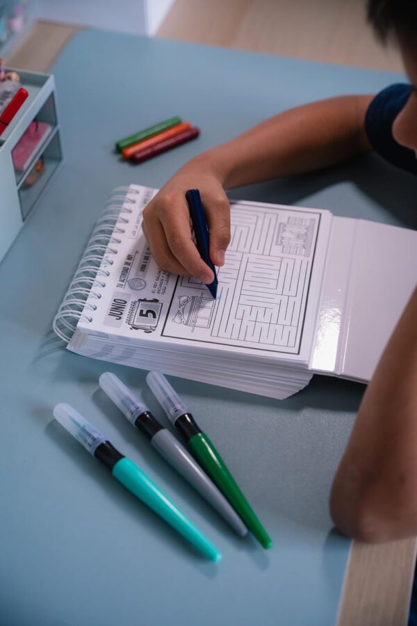 365 Actividades para Niños | Cuaderno Bíblico Interactivo - Image 3