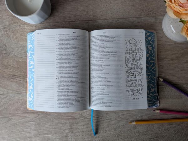 Biblia Inspira NTV SentiPiel Paraíso floral – Filament App - Image 5