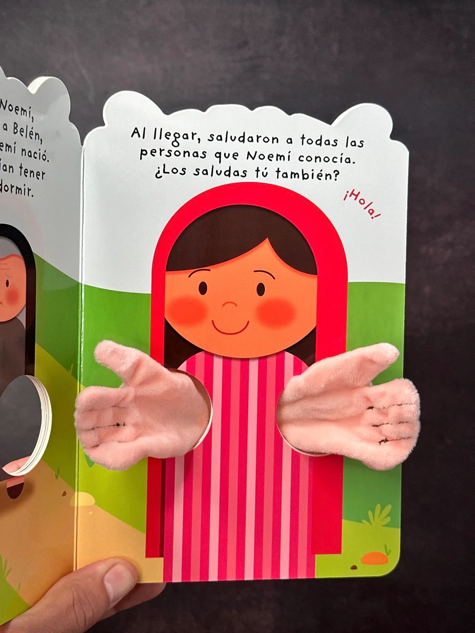 Abraza a Rut – Abba Minis Libro interactivo con brazos de felpa - Image 3