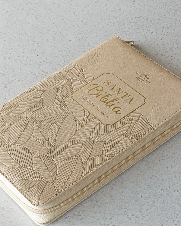 Biblia RVR1960 Letra Grande 11.5 pts – Beige hojas piel cierre - Image 3